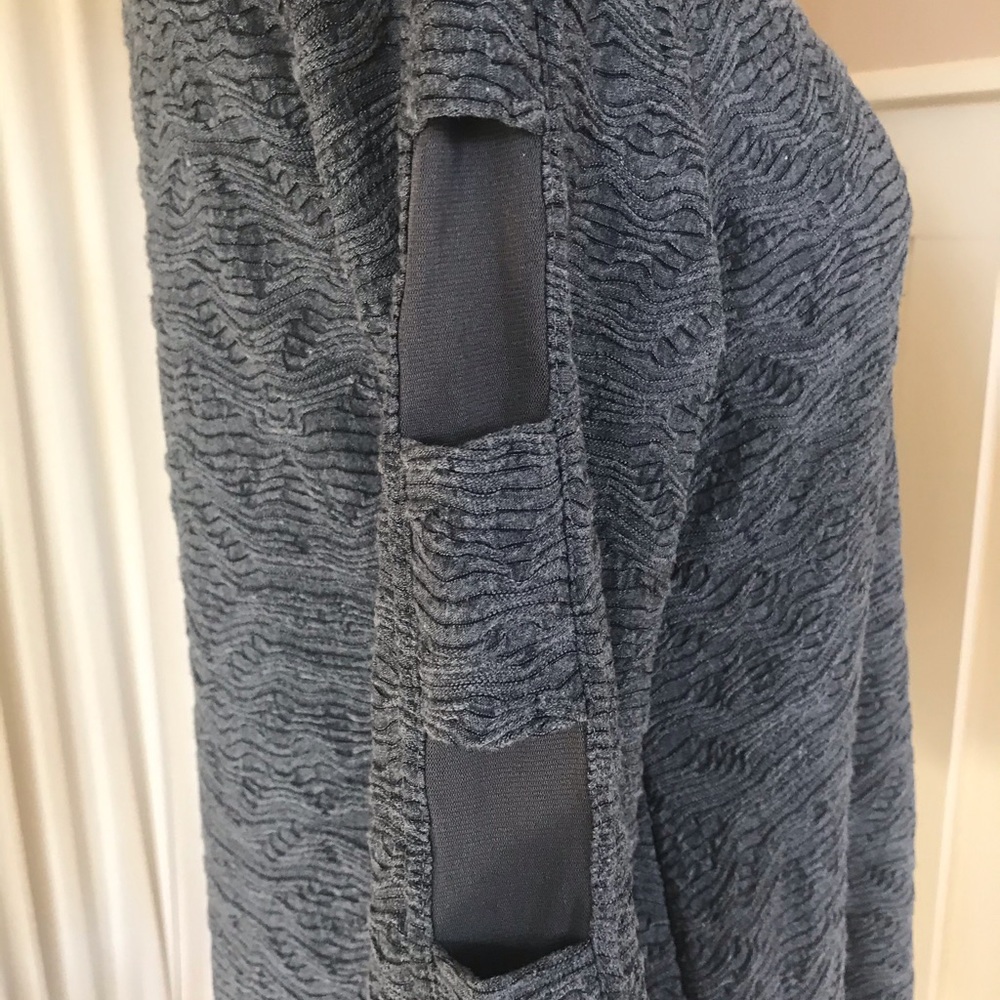 Pleats Collection - Picture 6 of 7